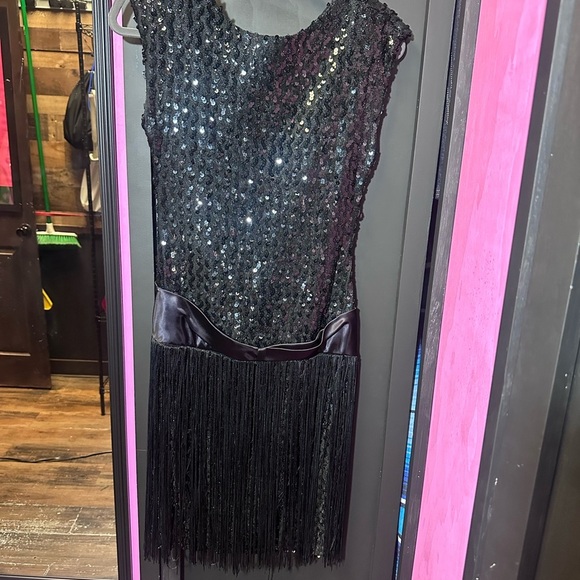 Black Sequin Embellished Maxi Dress - Picture 3 of 8